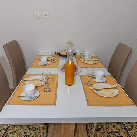 Pilas Apartment